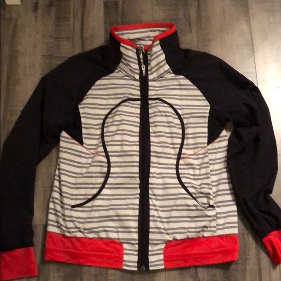 Lululemon jacket - Picture 1 of 3